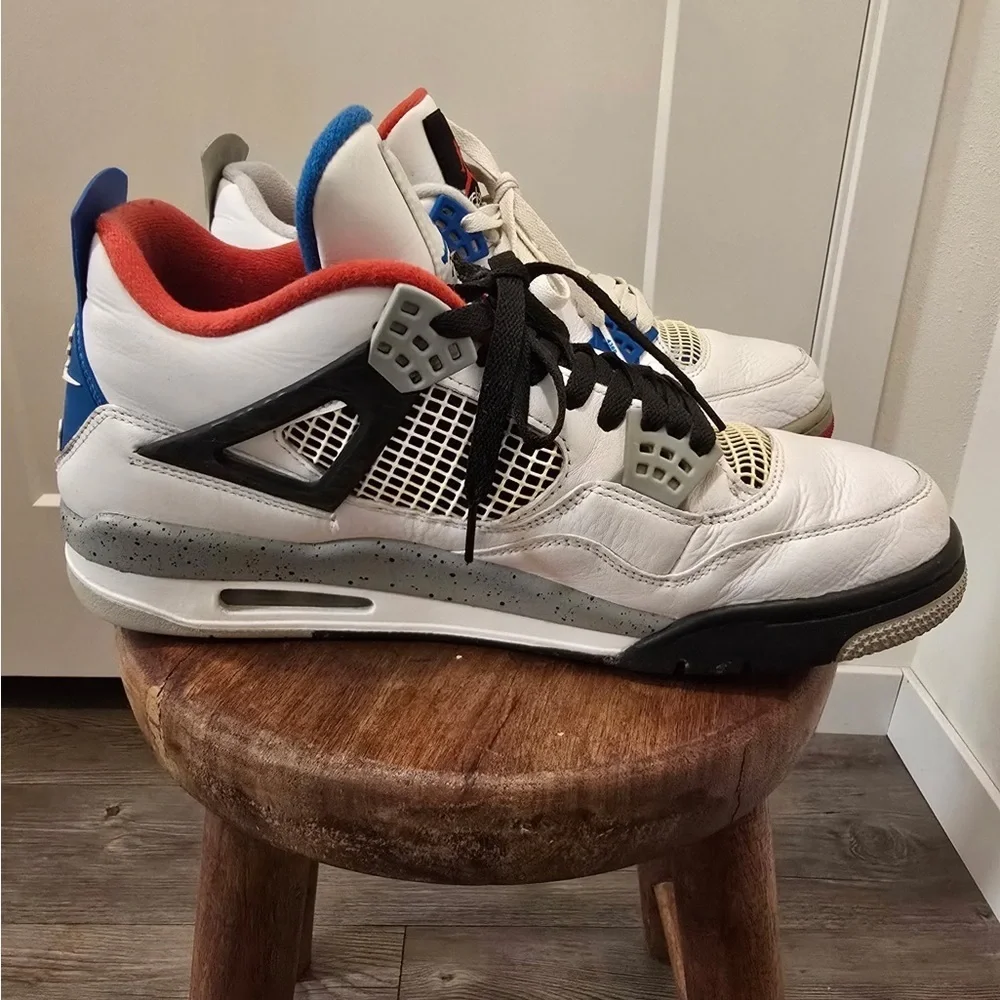 Air Jordan Retro 4 SE What The 4 Sneakers. Great condition!!